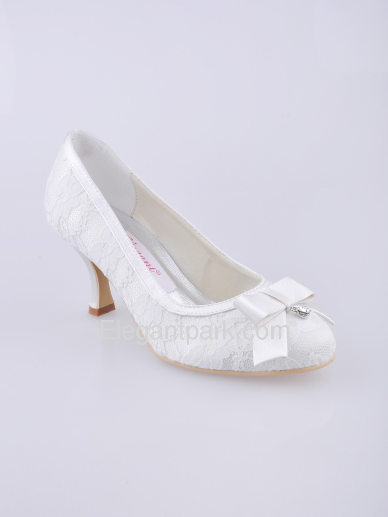 lace shoes for heel slippage